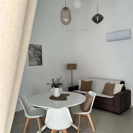 Nina Mia Holiday home *